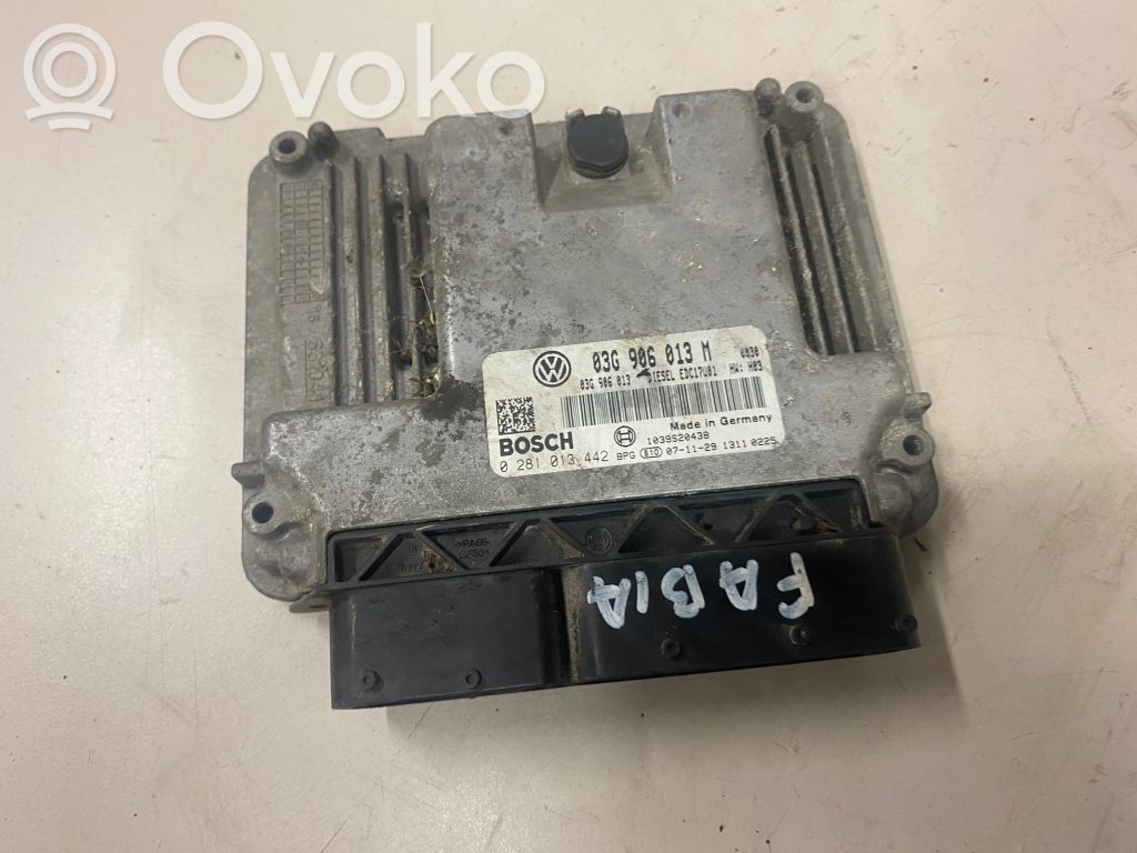 Skoda Fabia Mk2 (5J) Engine control unit/module 