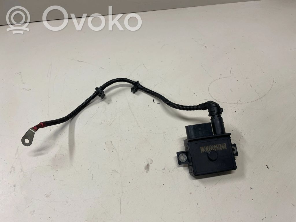 BMW 3 E90 E91 Kvēlsveču relejs 