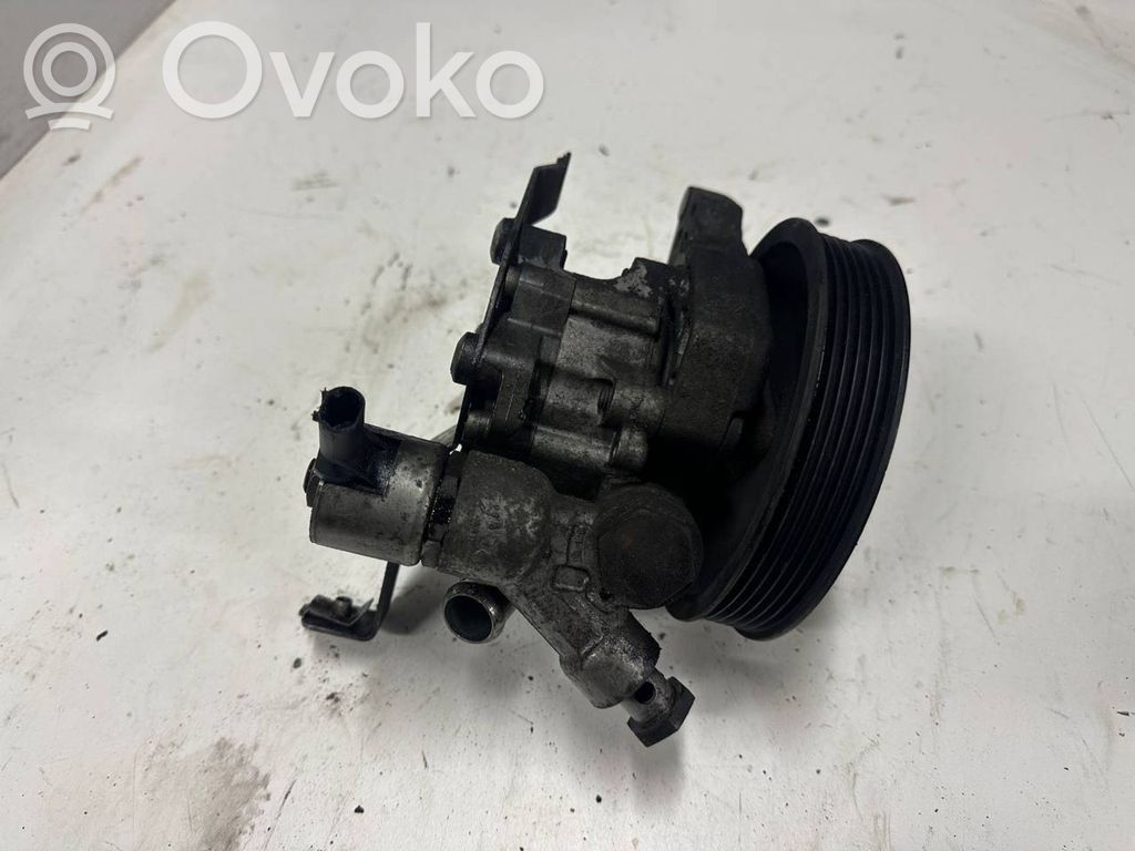 BMW 5 E60 E61 Power steering pump 