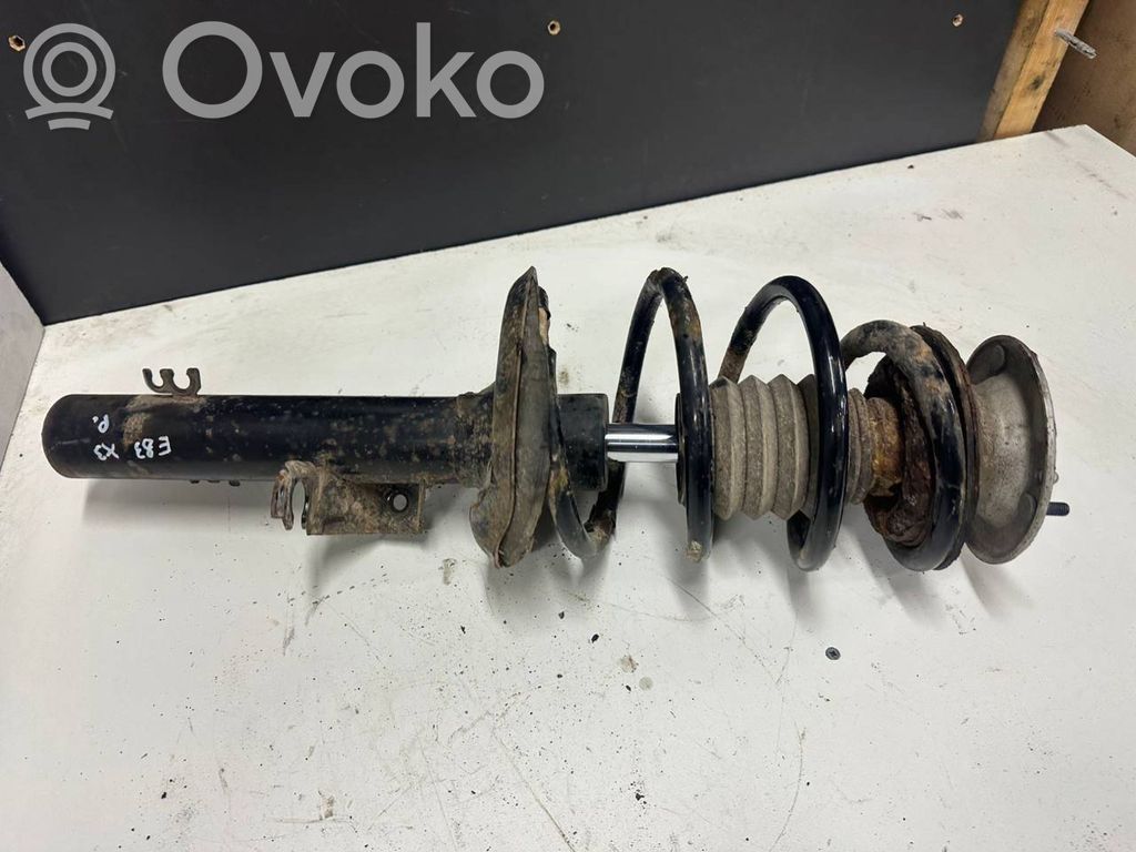 BMW X3 E83 Priekšpusē amortizators ar atsperi 