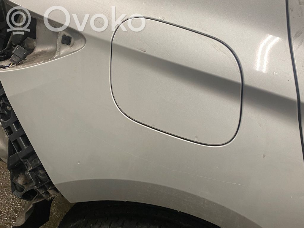 Panel lateral trasero   6777