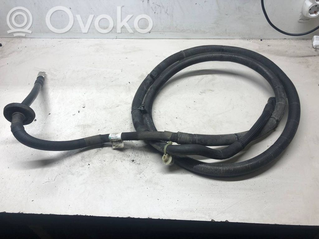 Opel Astra K Plus / Klema / Przewód akumulatora 