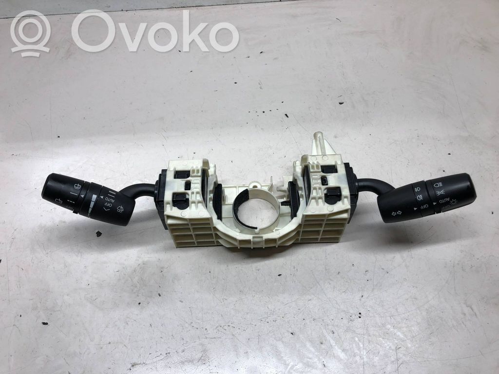 Mazda 6 Commodo, commande essuie-glace/phare 