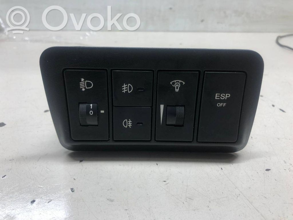 Hyundai Santa Fe Lukturu slēdzis 