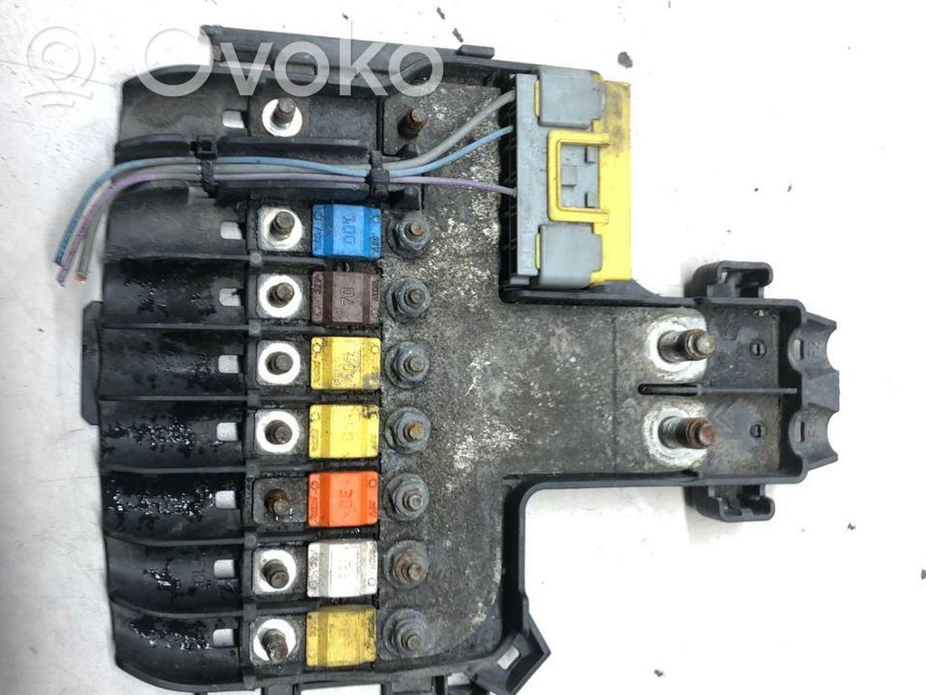 Citroen C4 I Picasso Sulakemoduuli 