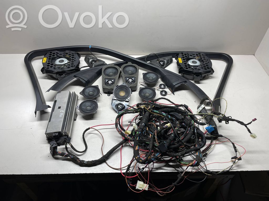BMW X5 E70 Audio system kit 
