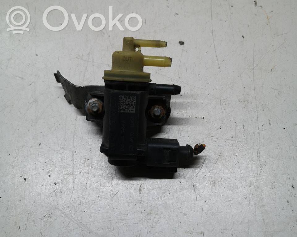 Skoda Fabia Mk2 (5J) Zawór podciśnienia / Elektrozawór turbiny 