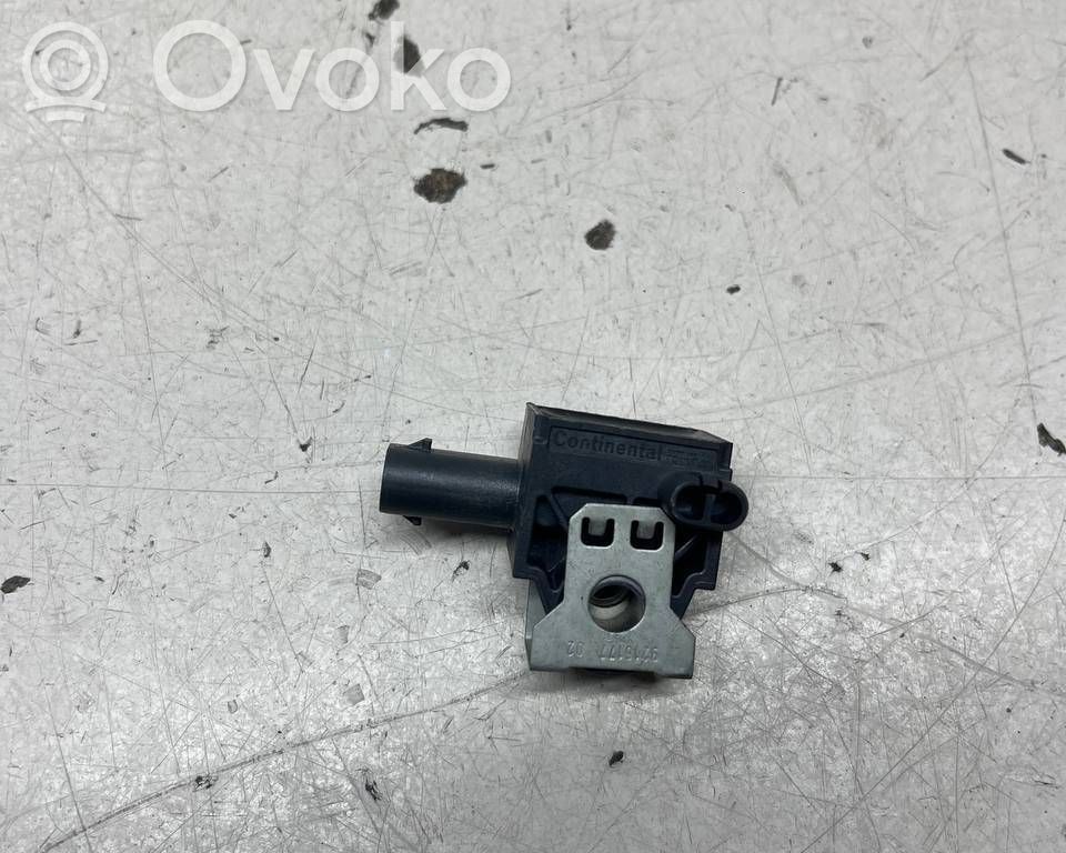 BMW 5 F10 F11 Airbag deployment crash/impact sensor 