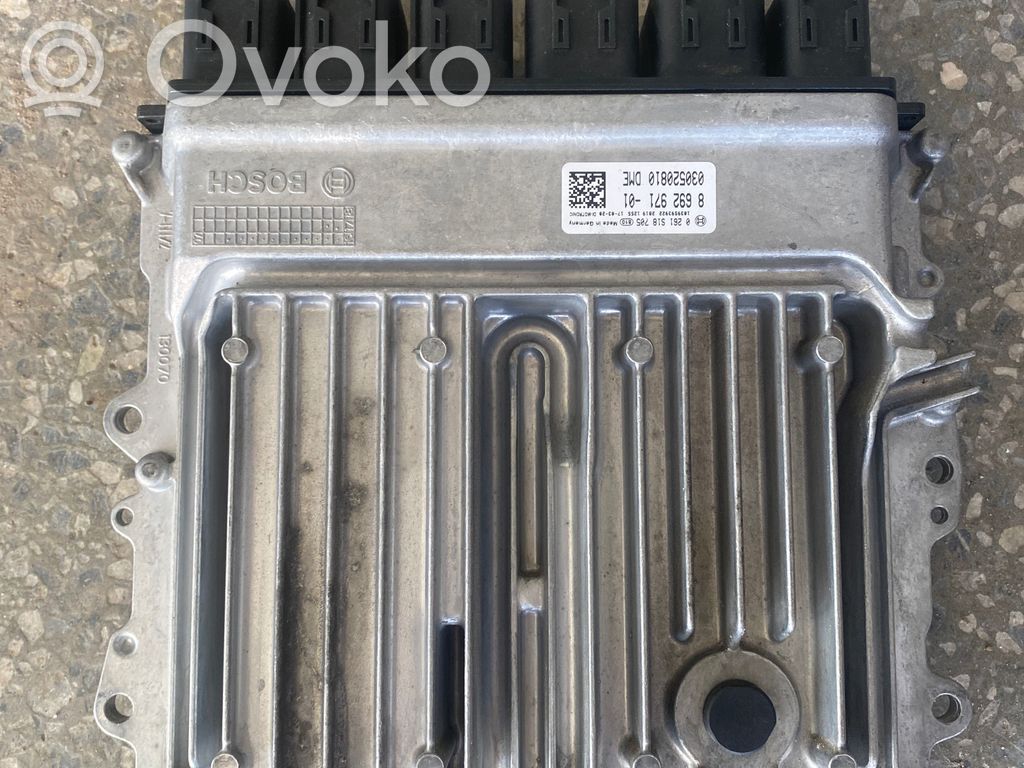 BMW 3 F30 F35 F31 Engine control unit/module 