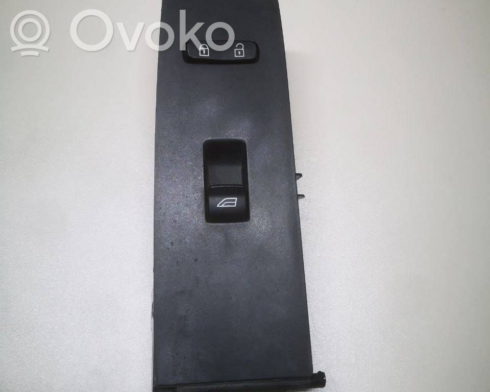 Volvo S80 Electric window control switch 