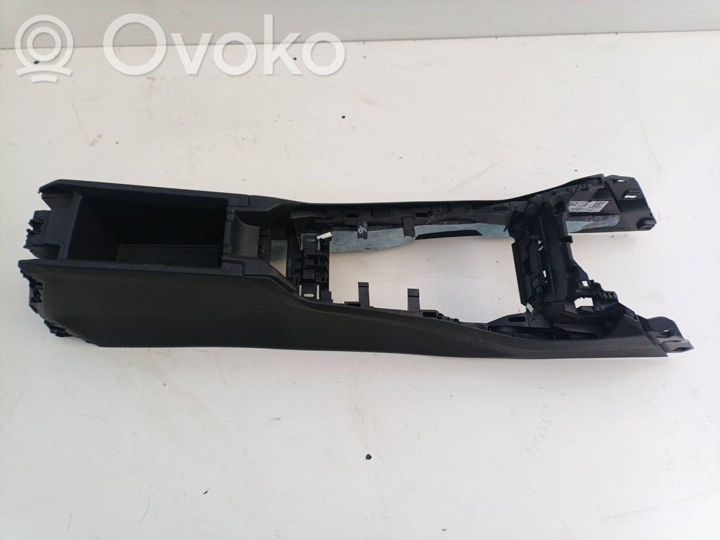 BMW 1 F40 Tunel środkowy 