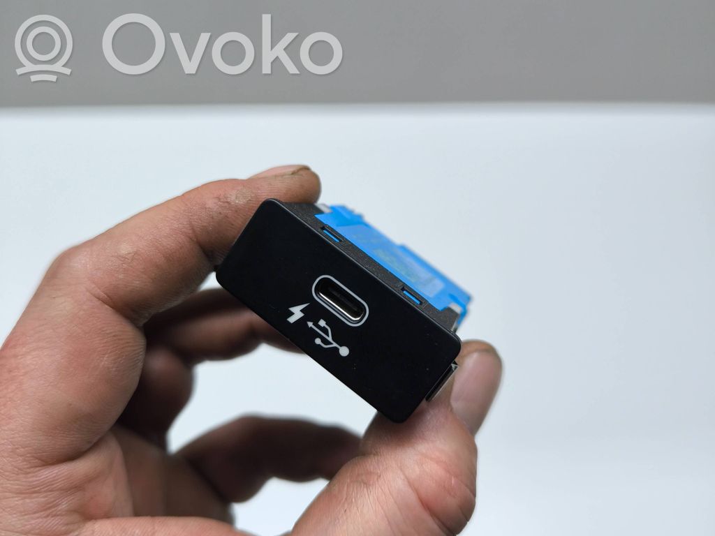 BMW X2 F39 Enchufe conector USB 