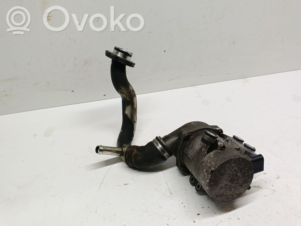 BMW 5 E60 E61 Water pump 