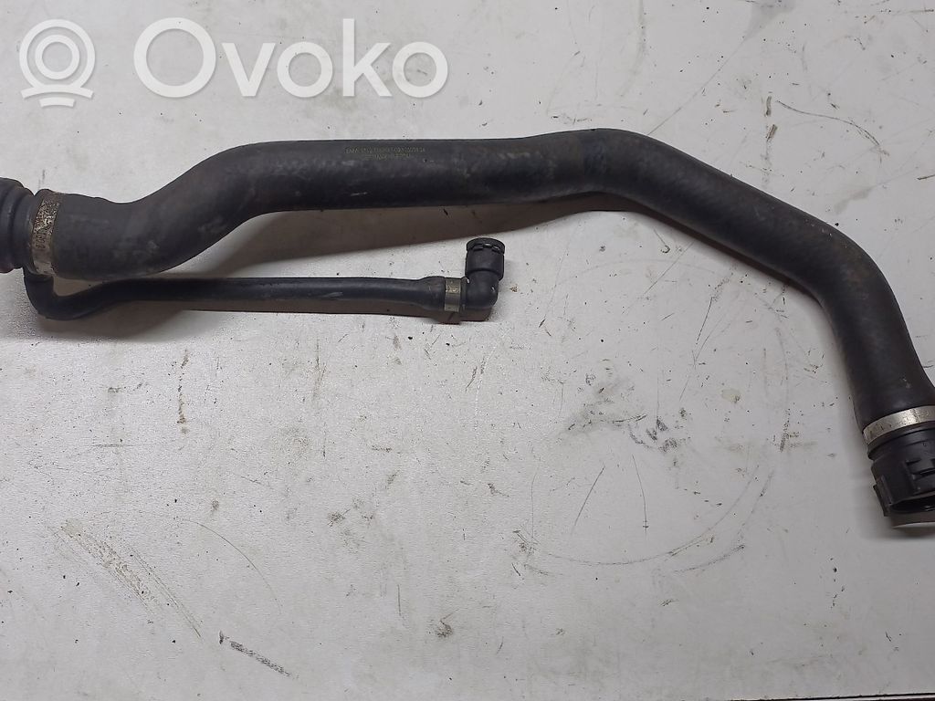 BMW X5 E70 Engine coolant pipe/hose 