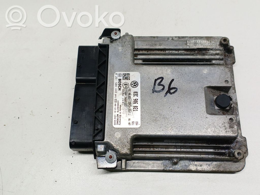 Volkswagen PASSAT B6 Unitate/modul de control motor 