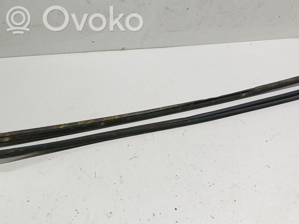 Audi A4 S4 B7 8E 8H Windshield trim 