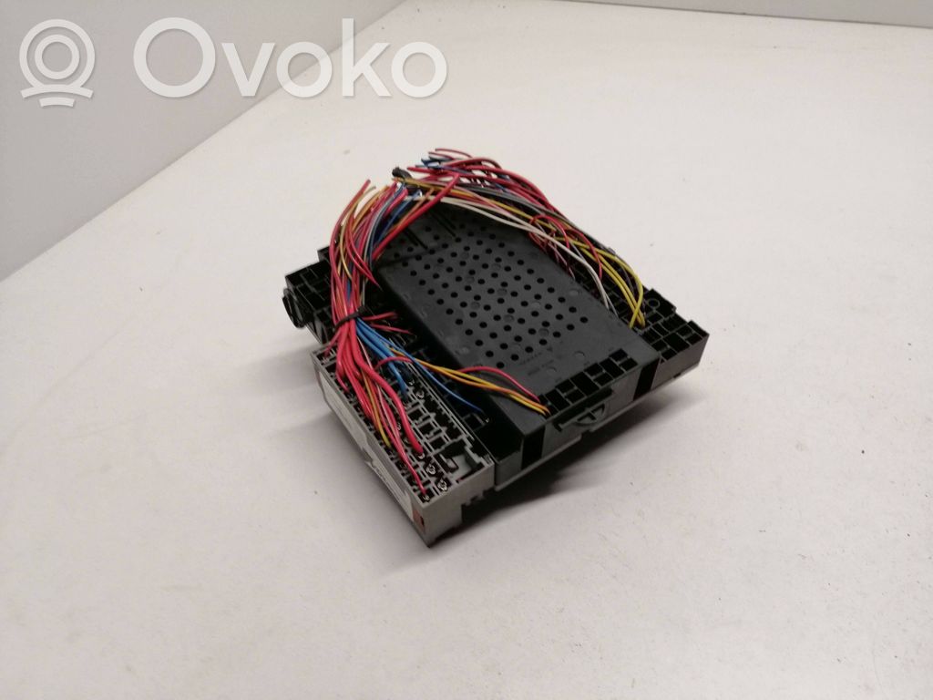 Volvo S80 Fuse module 