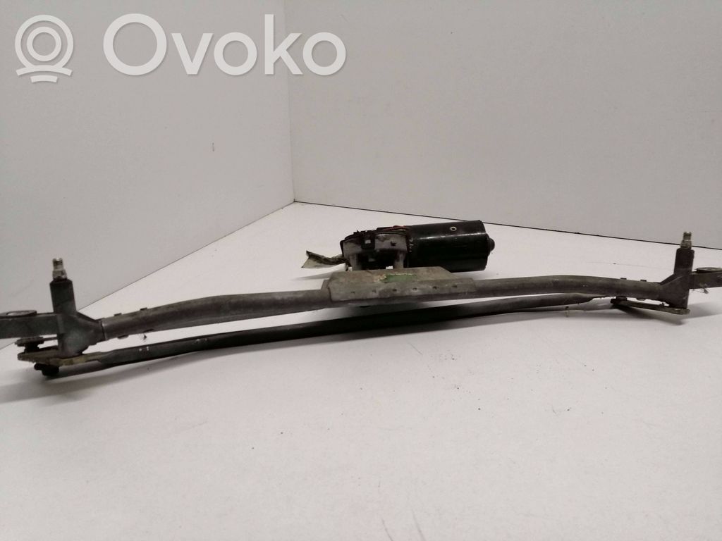 Volvo 460 Двигатель стеклоочистителей 