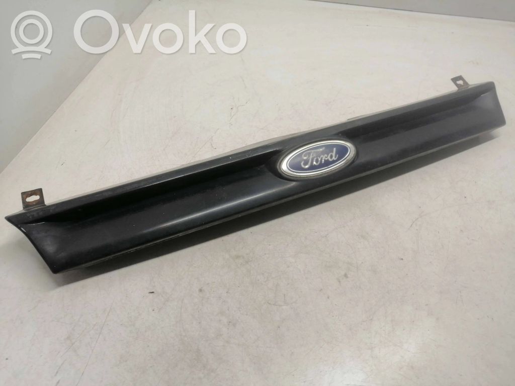 Ford Escort Front grill 