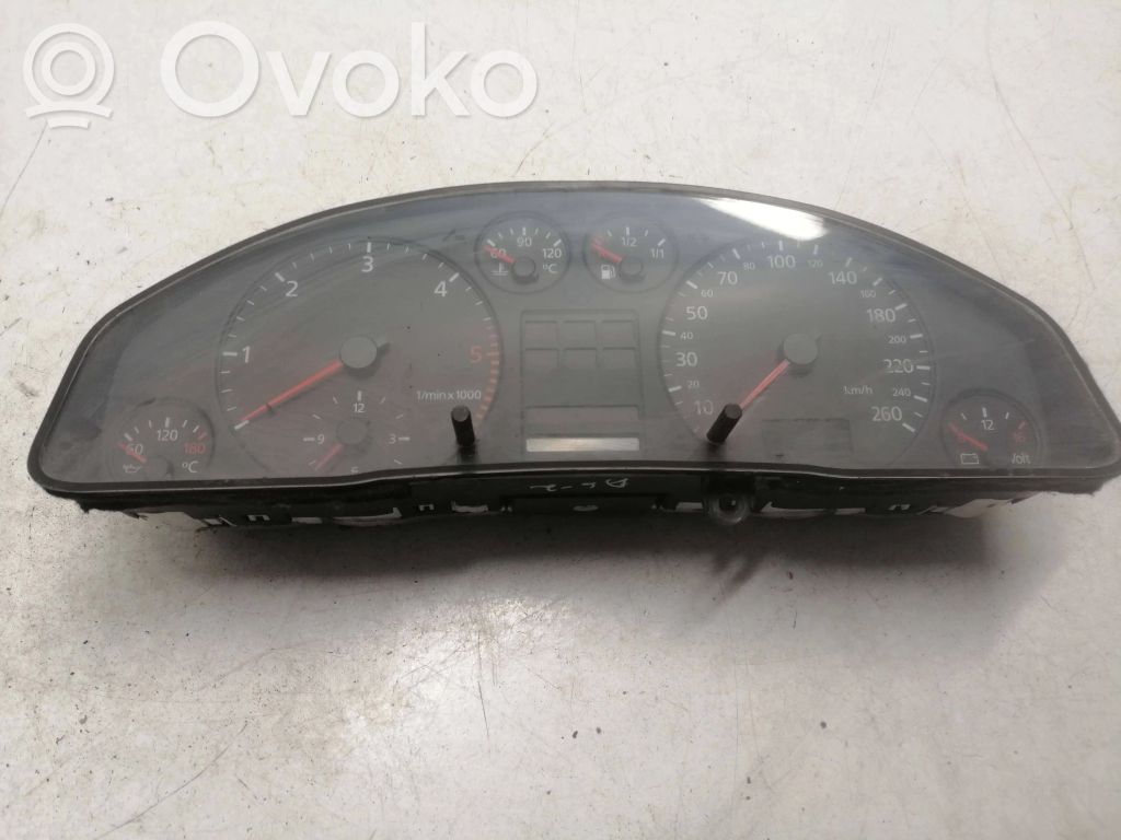 Audi A6 S6 C5 4B Speedometer (instrument cluster) 