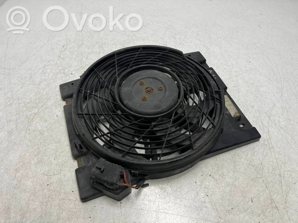 Opel Zafira A Elektryczny wentylator chłodnicy 