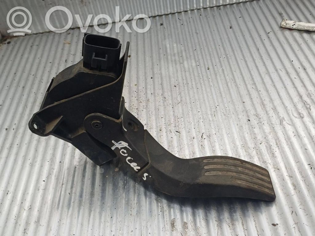 Accelerator throttle pedal   98AB9F836AE,2E20A,D1U7A