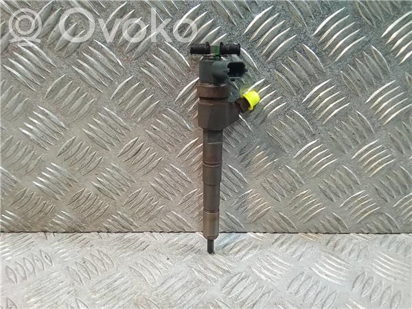 Polttoainesuutin   445110327