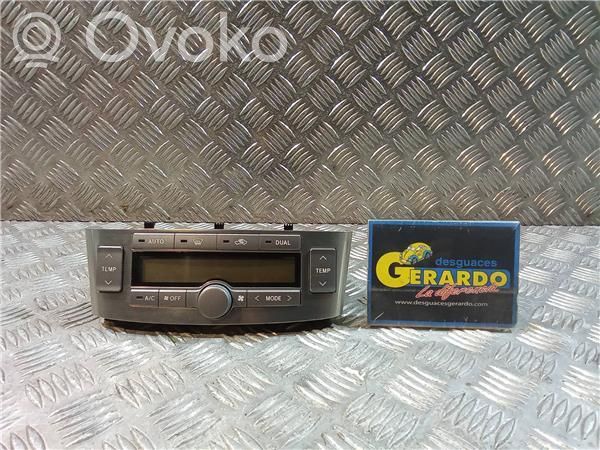 Toyota Avensis T250 Interruttore dell’aria condizionata (A/C)