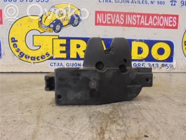 Tailgate window lock/catch/latch   9652301980