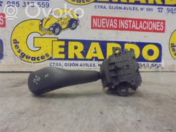 Interruptor de control multifunción   8363662M