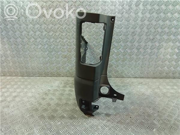 Opel Vivaro Rivestimento del pannello parte angolare del paraurti posteriore 