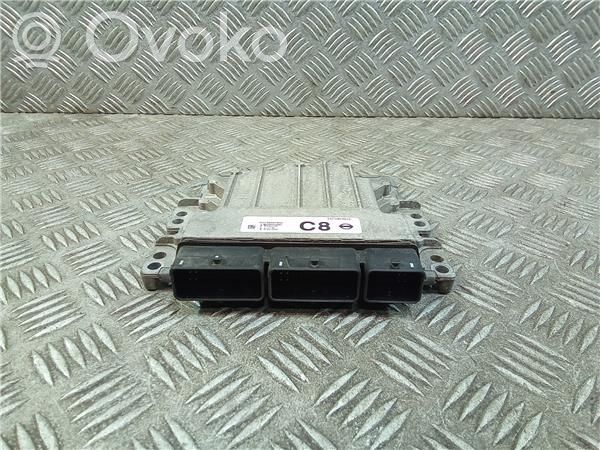 Nissan Juke I F15 Unité de commande, module ECU de moteur