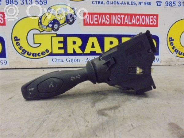 Interrupteur / bouton multifonctionnel   8A6T13335CC