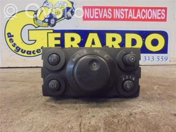 Interruptor de luz   13100124