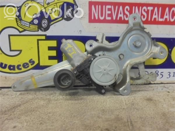 Toyota Urban Cruiser XP110 Motorino deflettore/vetro