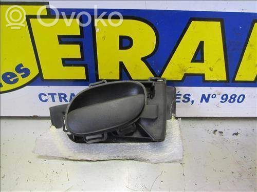 Peugeot 206 Manecilla interna puerta trasera 