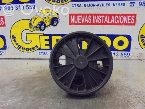 Ohjaustehostimen pumppu   8646864