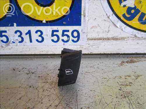 Skoda Octavia Mk2 (1Z) Electric window control switch 