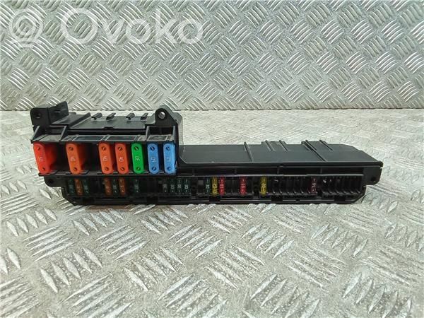 Module de fusibles   6114695733001