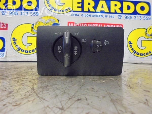 Interrupteur d’éclairage   1S7T13A024BB