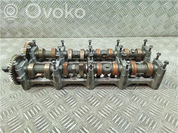Mercedes-Benz Sprinter W901 W902 W903 W904 Chiulasă motor