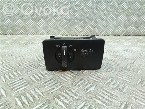 Interruptor de luz   1S7T13A024BB