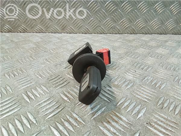 Renault Kangoo II Užvedimo spynelės kontaktai 