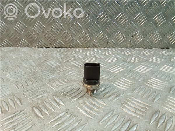 BMW X3 E83 Variklio valdymo blokas 