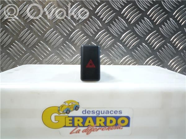 Mazda 3 II Hazard light switch 