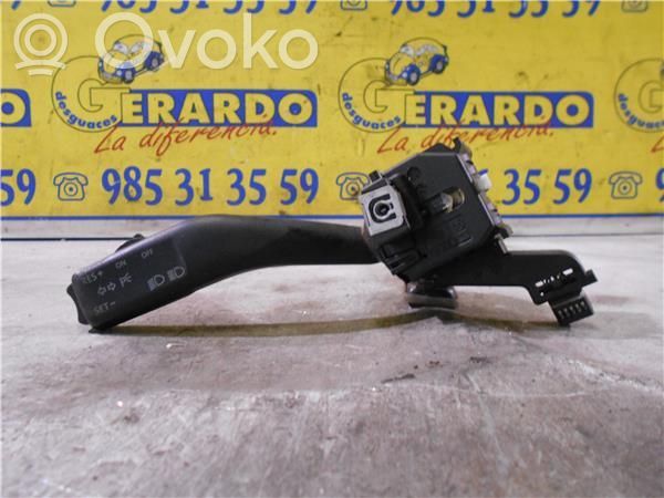 Interruptor de control multifunción   1K0953513A