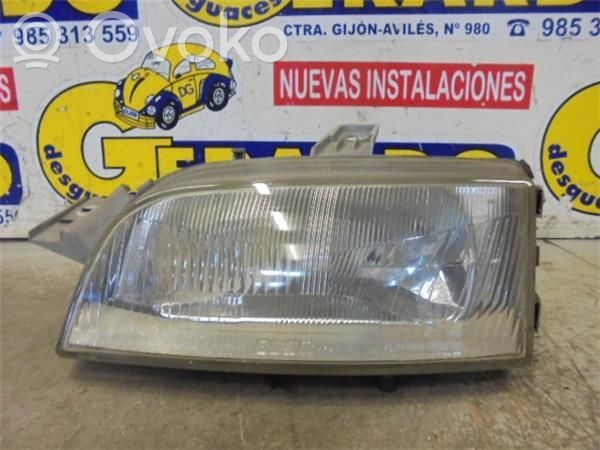 Fiat Punto (176) Faro/fanale 