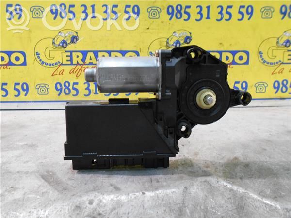Audi A4 S4 B6 8E 8H Kulmaikkunalasi 