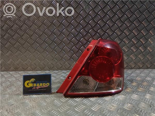 Lámpara de faros/luces traseros
