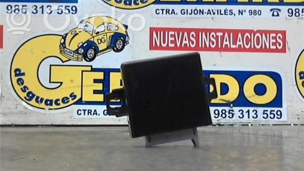Unidad de control/módulo del motor   4A0907445A,5DS00561701